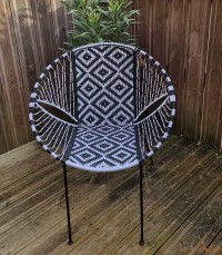 Chaise de jardin parme et noir motifs losange